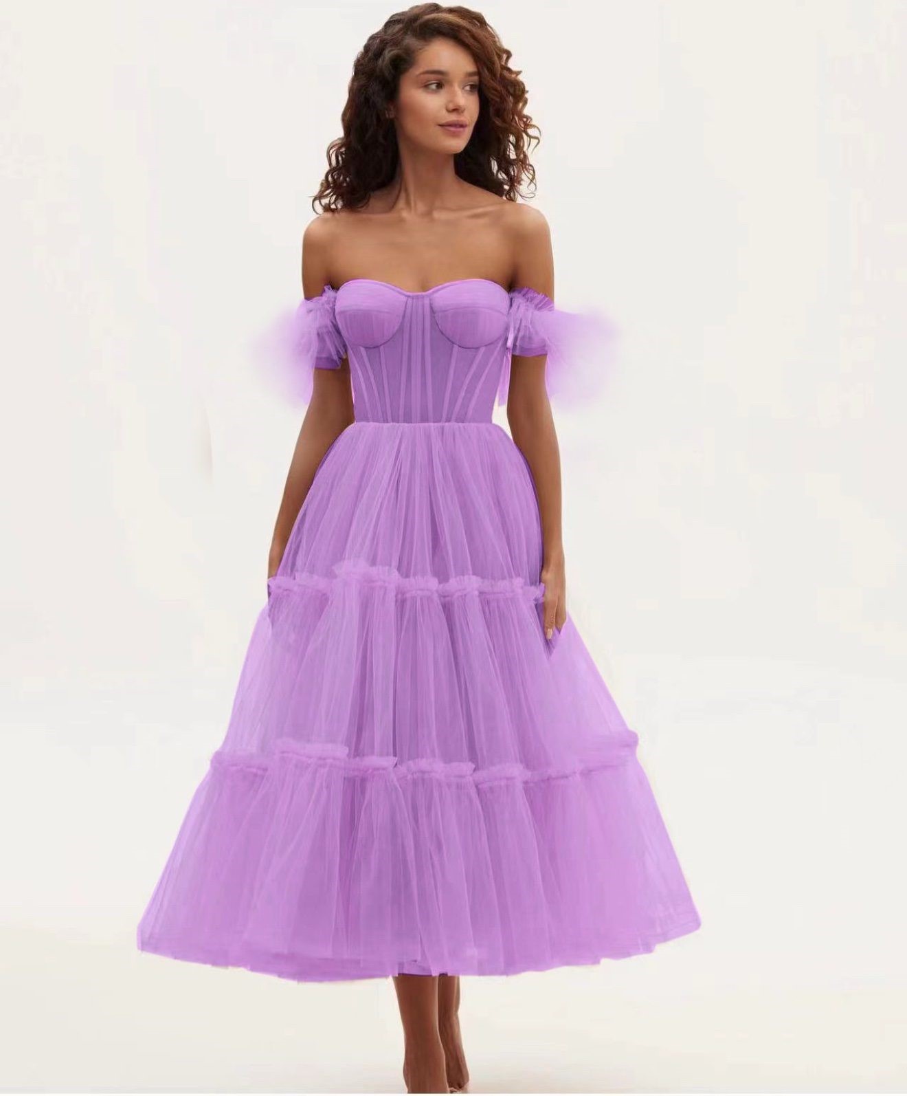 Luxury Romantic Off-Shoulder Tiered Dress – Corset-Style Boning A-Line Princess Evening Gown with Ruffled Cap Sleeves Sweetheart Neckline and Voluminous Layered Mesh Skirt Elegant Women’s Party Prom Homecoming Bridesmaid and Special Occasion Formal Dress
